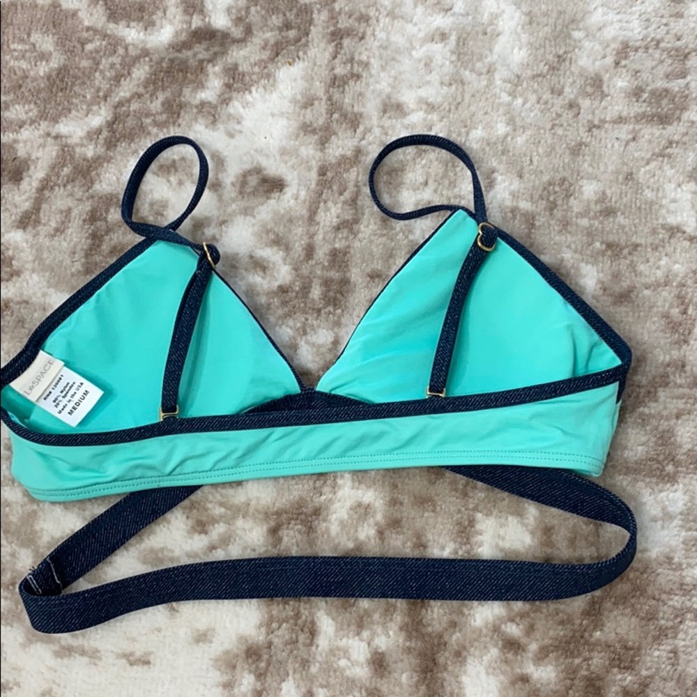 Two piece bikini - Picture 3 of 5